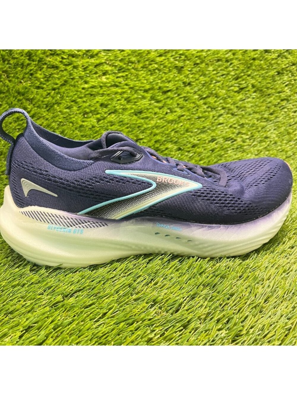 Brooks Glycerin GTS 22 Womens Size 8.5D Purple Athletic Running Shoes Sneakers